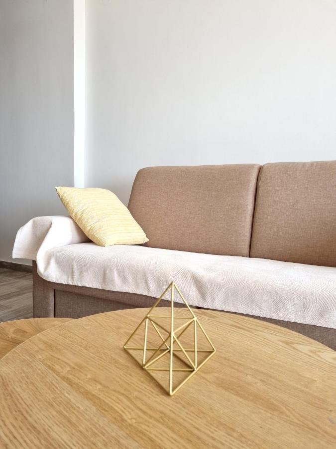 Almyros Aktis Seaview Apartment Kalamata Zewnętrze zdjęcie