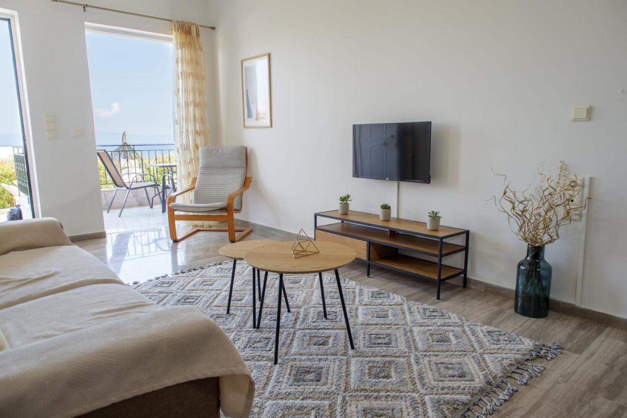 Almyros Aktis Seaview Apartment Kalamata Zewnętrze zdjęcie