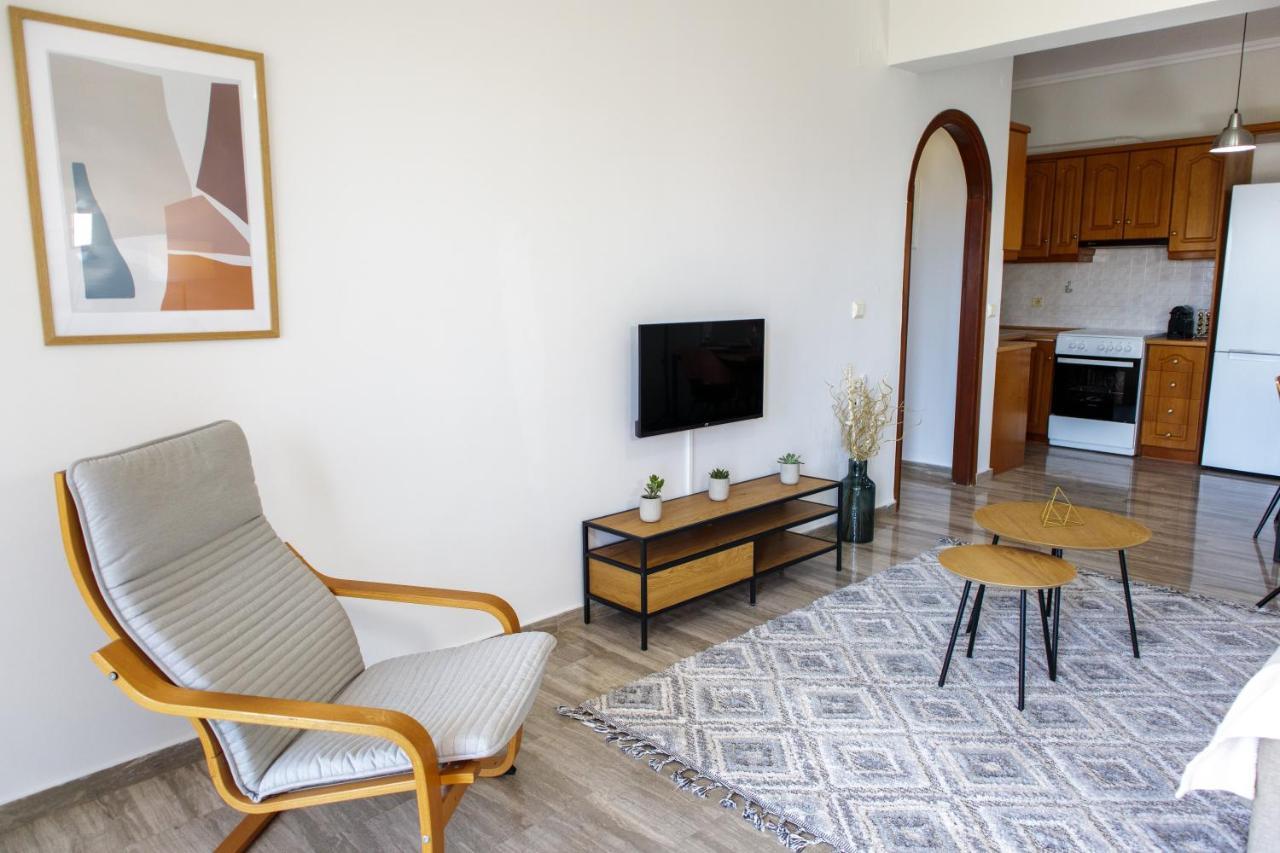 Almyros Aktis Seaview Apartment Kalamata Zewnętrze zdjęcie