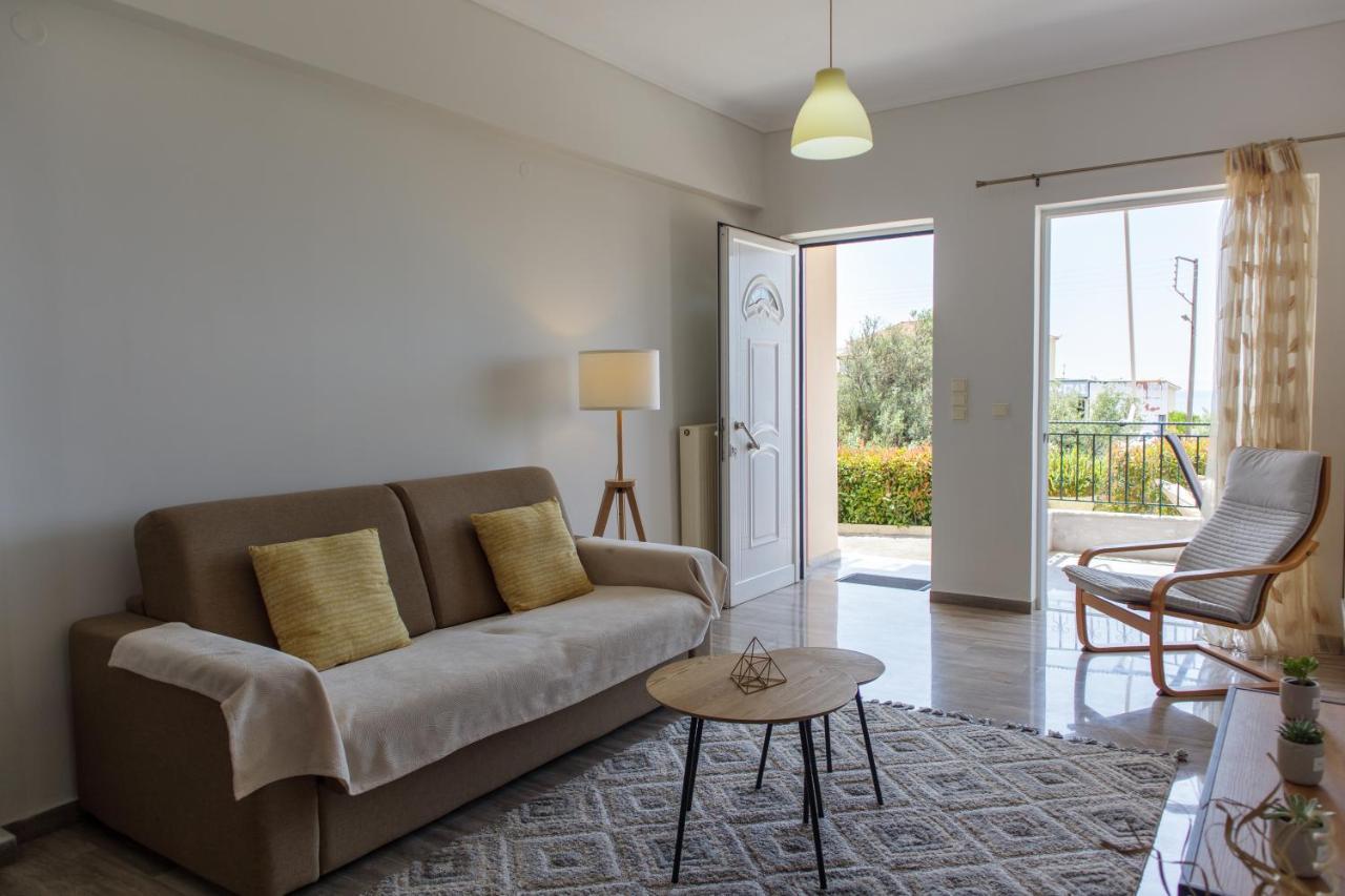 Almyros Aktis Seaview Apartment Kalamata Zewnętrze zdjęcie