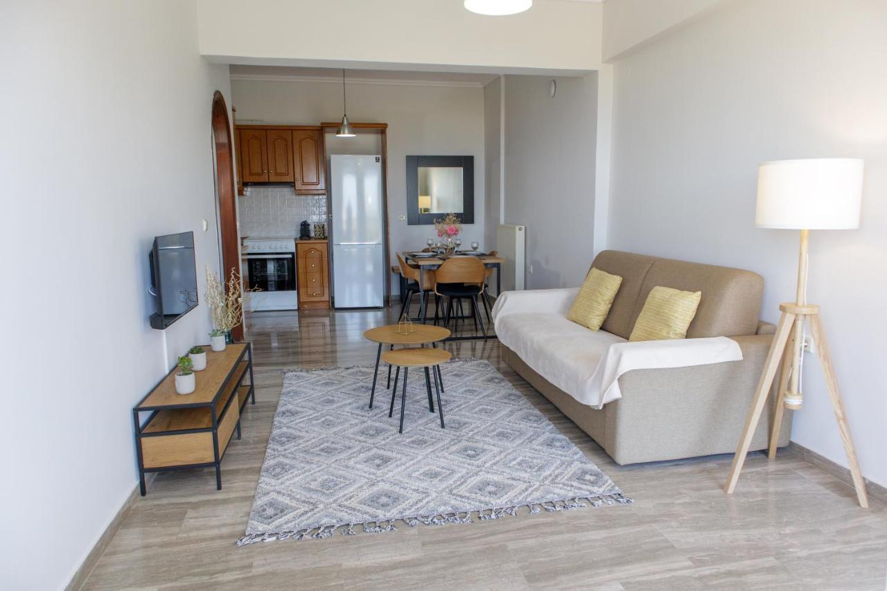 Almyros Aktis Seaview Apartment Kalamata Zewnętrze zdjęcie