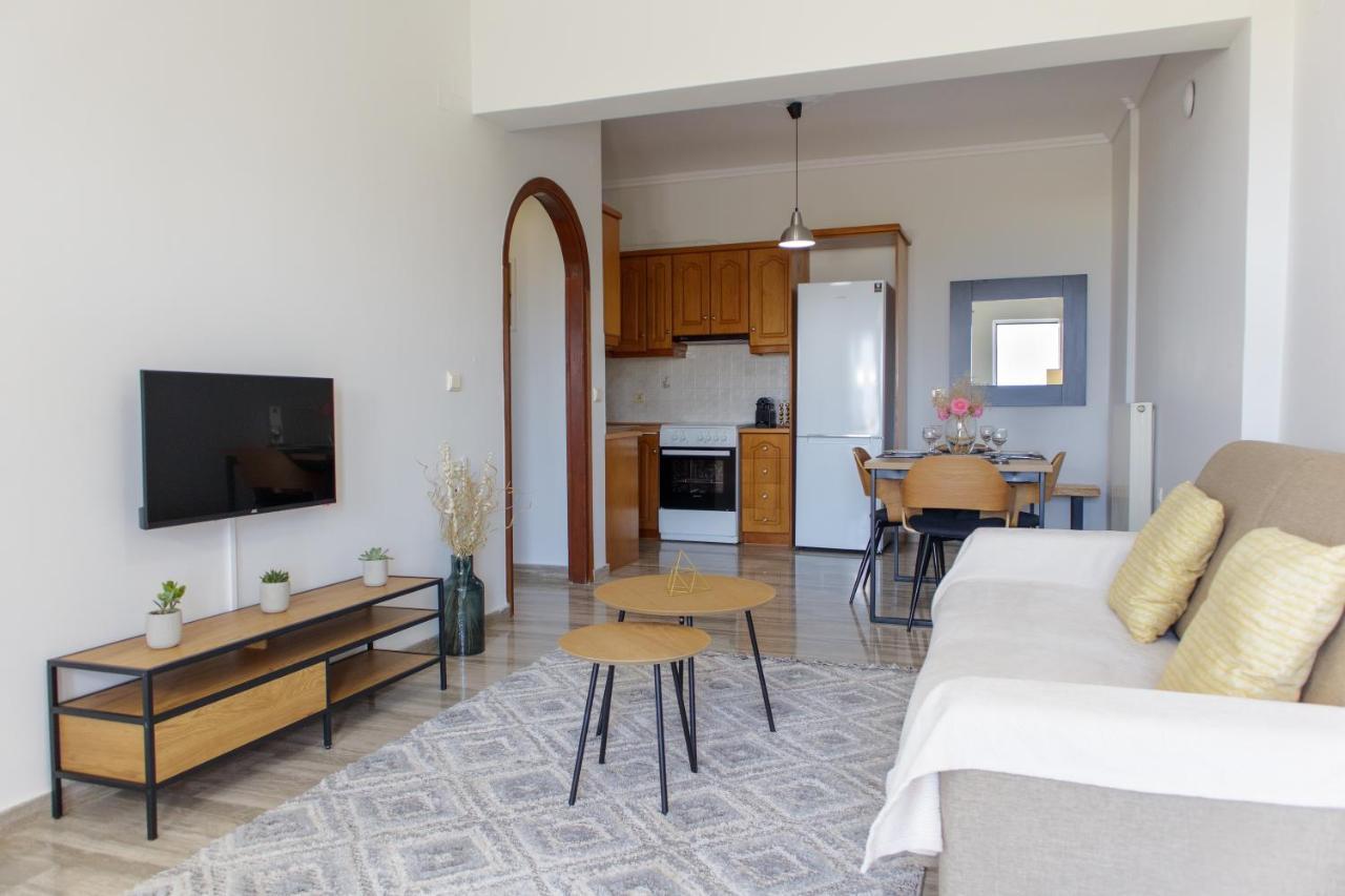 Almyros Aktis Seaview Apartment Kalamata Zewnętrze zdjęcie